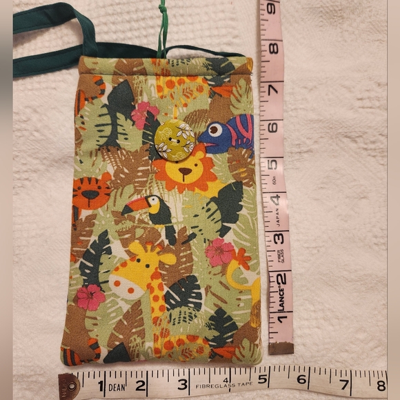 Handmade crossbody colorful Animal/Jungle themed Cell Phone Bag - Picture 2 of 6